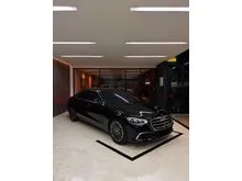 2023 Mercedes-Benz S450L 3.0 Luxury 4MATIC Sedan (Faktur 2024) Black on Sienna Brown Odo 7 Rb (TERMURAH)