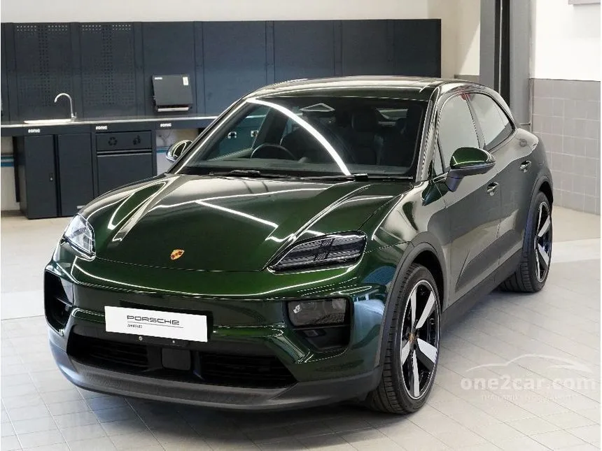 2025 Porsche MACAN 4 Electric SUV