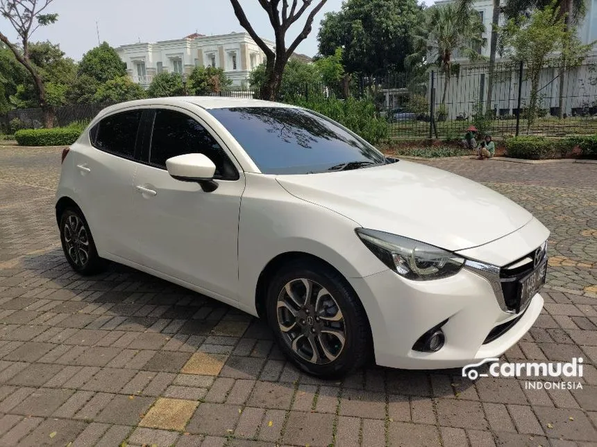 2015 Mazda 2 R Hatchback