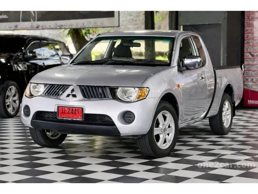 2006 Mitsubishi TRITON GLX Mega Cab Pickup