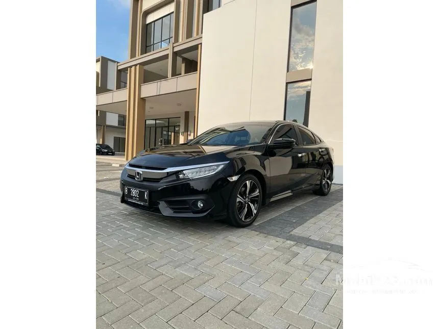2016 Honda Civic ES Sedan