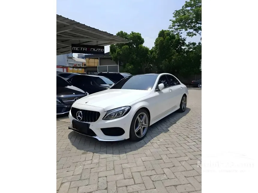 2018 Mercedes-Benz C300 AMG Line Sedan