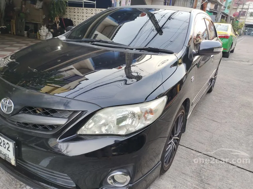 2013 Toyota Corolla Altis E Sedan