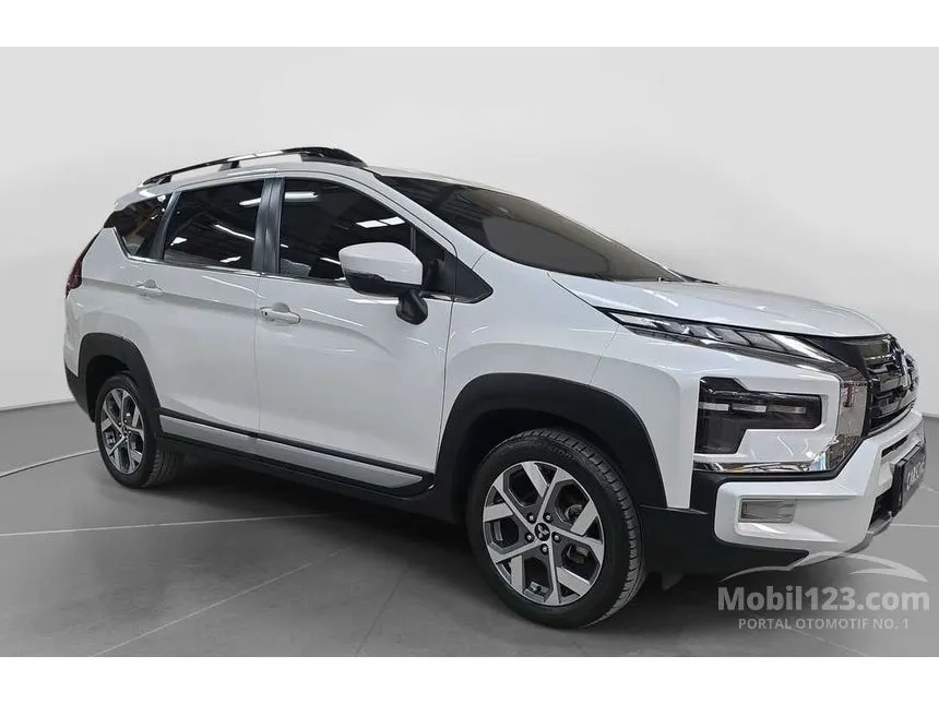 2023 Mitsubishi Xpander Cross Premium MPV