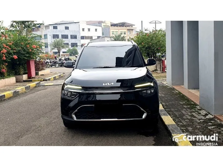 2023 KIA Carens Premiere Captain Seat 6 Seater MPV