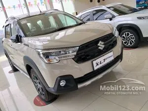 2025 Suzuki XL7 1.5 Alpha Hybrid (Two tone) SUV