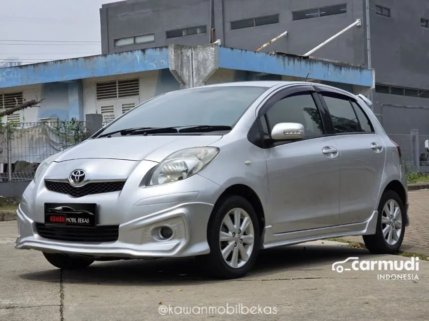 2012 Toyota Yaris E Hatchback