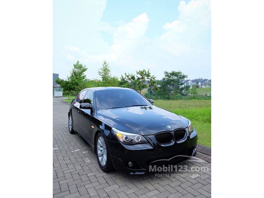 Jual Mobil  BMW  523i 2009 E60  2 5 di Jawa Barat Automatic 