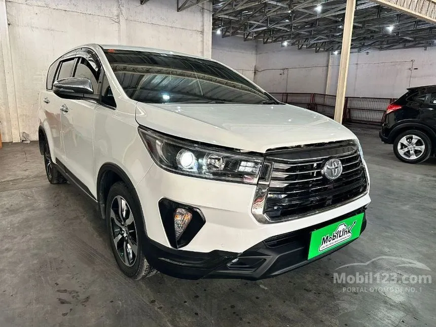 Jual Mobil Toyota Innova Venturer 2021 2.0 di Jawa Barat Automatic Wagon Putih Rp 370.000.000