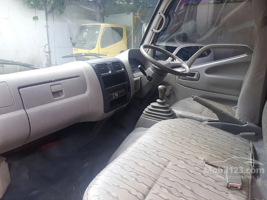 2015 Toyota Dyna 4.0 Manual Trucks