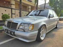 1988 Mercedes-Benz E200 W124 Boxer
