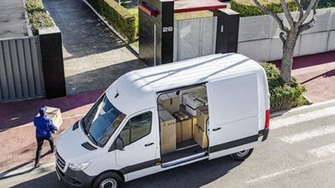 เผยโฉม Mercedes-Benz Sprinter รถแวนระดับพรีเมียม อัดแน่นเทคโนโลยี