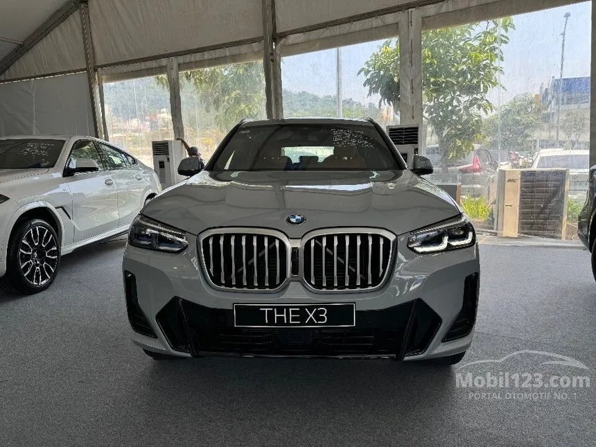 Jual Mobil BMW X3 2024 xDrive30i M Sport 2.0 di DKI Jakarta Automatic SUV Abu