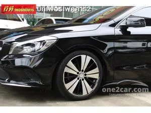 2017 Mercedes-Benz CLA200 1.6 Urban Sedan