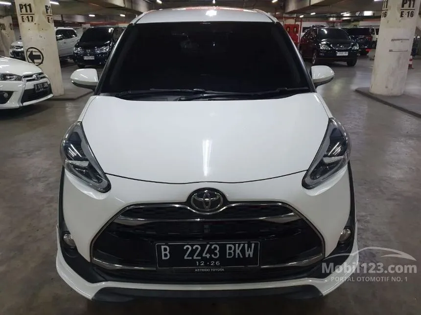 Jual Mobil Toyota Sienta 2016 Q 1.5 di DKI Jakarta Automatic MPV Putih Rp 178.000.000