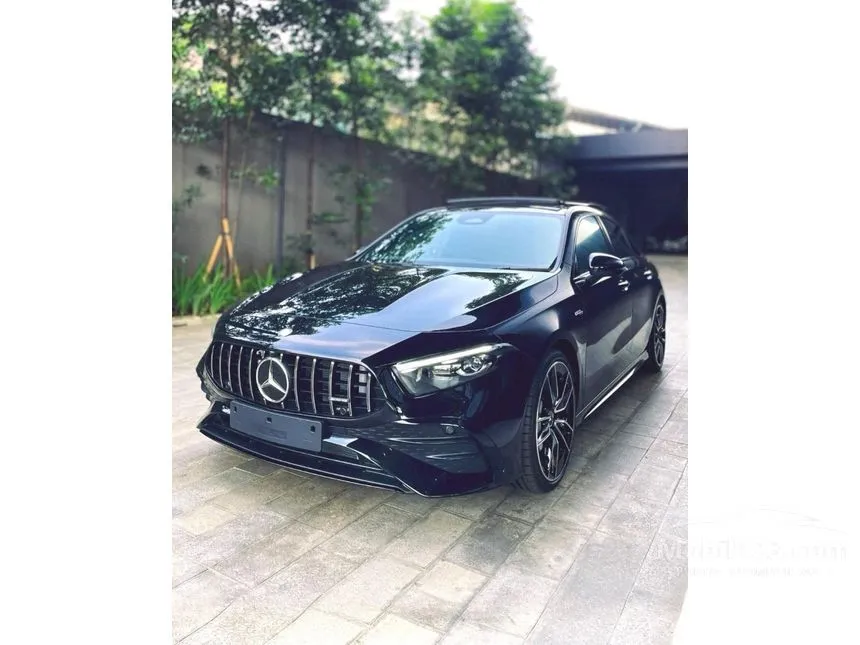 2025 Mercedes-Benz AMG A35 4MATIC Sedan