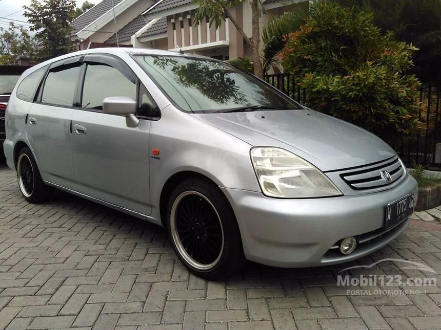 Jual Mobil Honda Stream 2002 1.7 di Jawa Timur Manual 