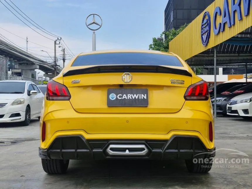 2022 MG MG5 X Sedan