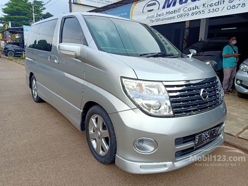 Nissan elgrand 2