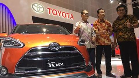 Toyota Tampilkan 6 Mobil di GIIAS Surabaya
