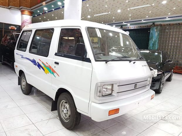 Suzuki Carry Mobil Bekas Baru dijual di Malang Jawa 