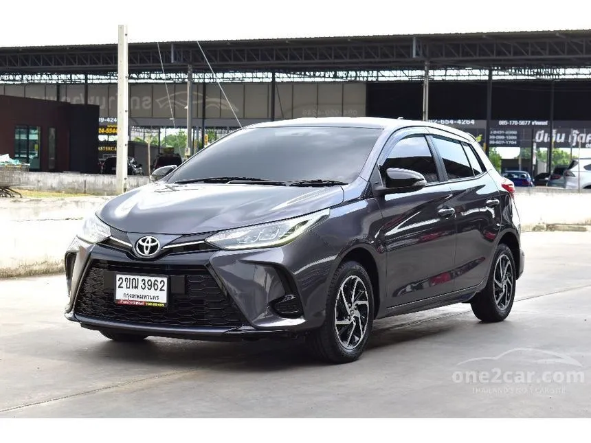 2021 Toyota YARIS Sport Hatchback