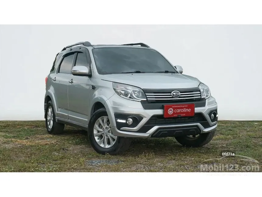 Jual Mobil Daihatsu Terios 2015 R Adventure 1.5 di Jawa Barat Automatic SUV Silver Rp 147.000.000