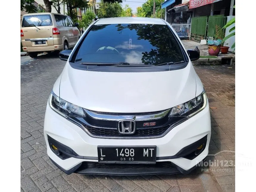 Jual Mobil Honda Jazz 2019 RS 1.5 di Jawa Timur Manual Hatchback Putih Rp 232.500.000