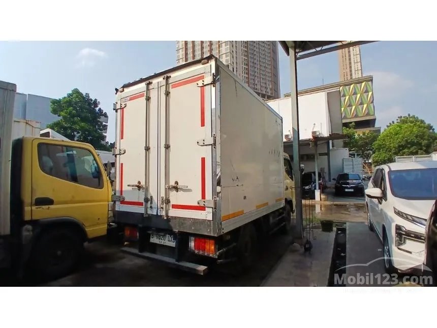 2022 Mitsubishi Colt Diesel FE71 L Truck