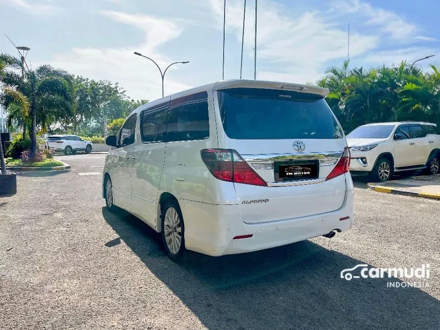 2014 Toyota Alphard SC MPV