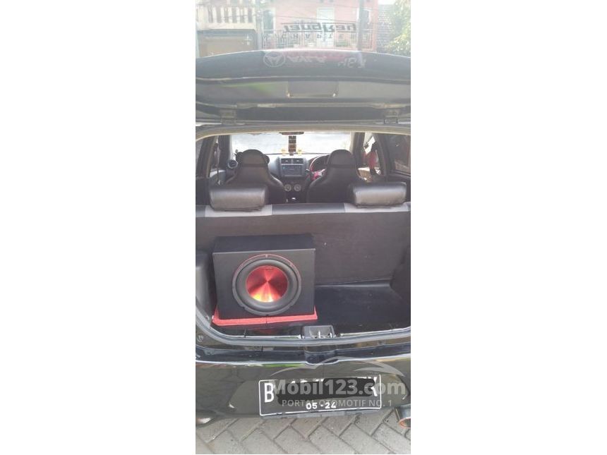 2014 Daihatsu Ayla D+ Hatchback