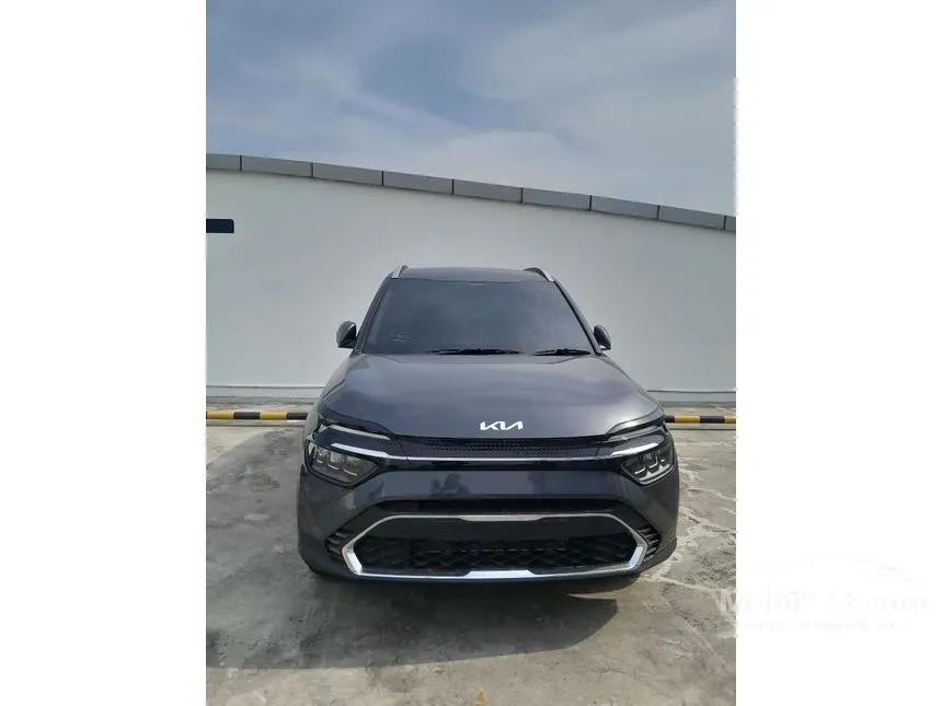 Jual Mobil KIA Carens 2024 Premiere 1.5 di DKI Jakarta Automatic MPV Abu