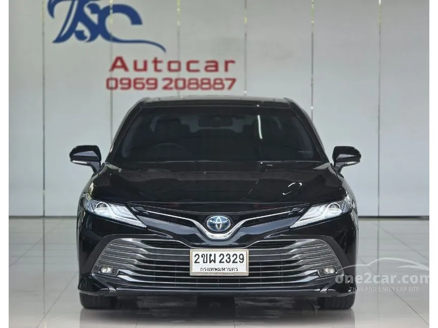 2022 Toyota CAMRY HEV Premium Luxury Sedan