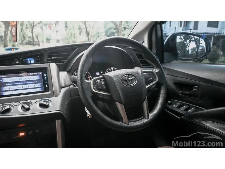2017 Toyota Kijang Innova G MPV