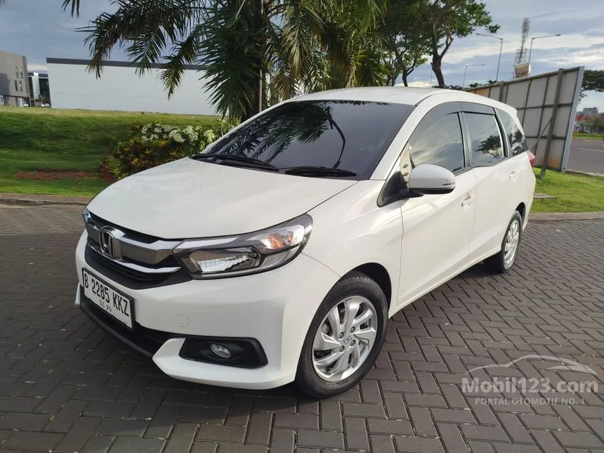 Jual Mobil Honda Mobilio 2018 E 1.5 di Banten Automatic MPV Putih Rp 150.000.000