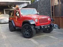 2011 new model Jeep Wrangler 3.8 Unlimited Sport Short 2 door merah sangat istimewa sekali