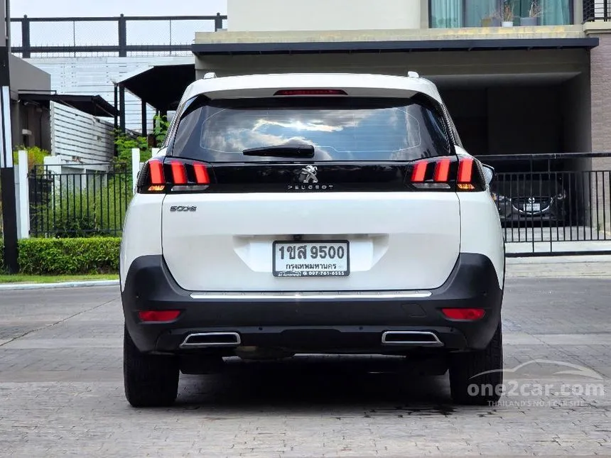 2021 Peugeot 5008 Allure SUV