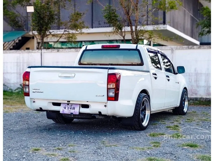 2019 Isuzu D-MAX S Cab-4 Pickup
