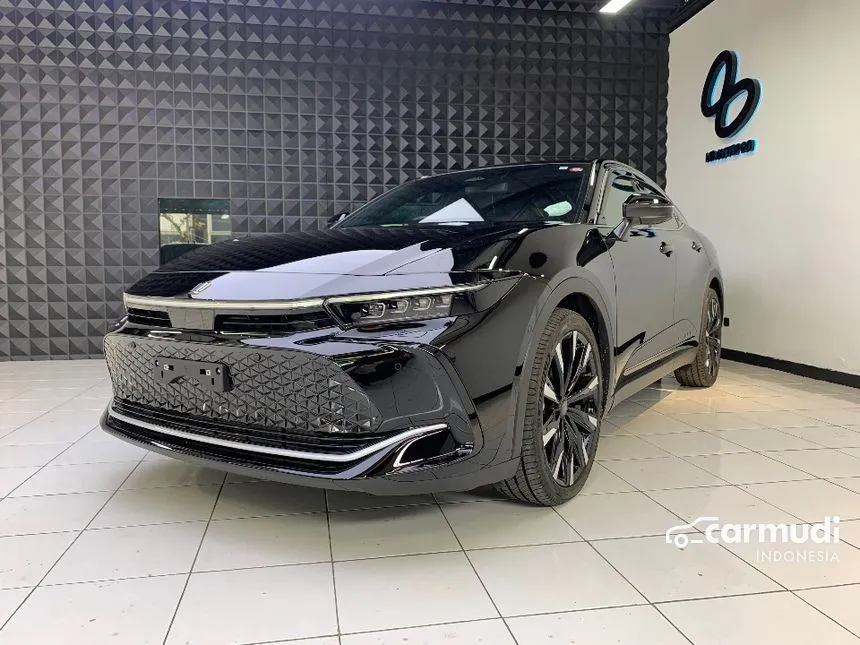 Jual Mobil Toyota Crown 2023 Crossover Hybrid E