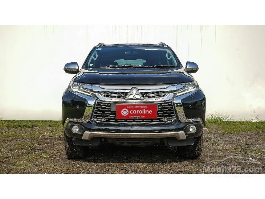 Jual Mobil Mitsubishi Pajero Sport 2020 Dakar 4X2 2.4 di Jawa Barat Automatic SUV Hitam Rp 427.000.000