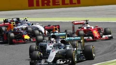 Hamilton Punya 3 Penantang Terberat di Musim F1 2018