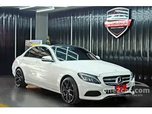 2016 Mercedes-Benz C350 2.0 e AMG Dynamic Sedan