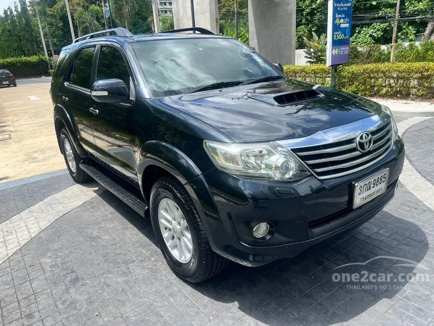 2012 Toyota FORTUNER V SUV