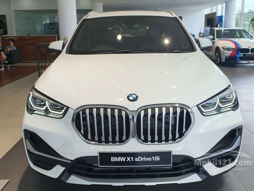 Jual Mobil Bmw X1 2019 Sdrive18i Xline 1 5 Di Jawa Timur Automatic Suv Putih Rp 790 000 000 6706681 Mobil123 Com