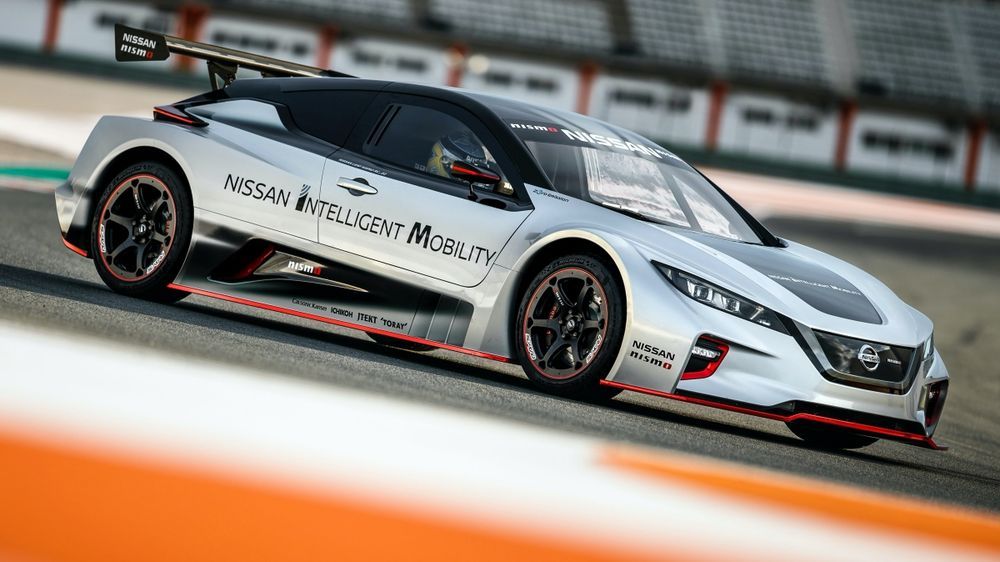 Nissan Made A Fast Sexy Leaf Ev But It S A Nismo Racer Auto News Carlist My