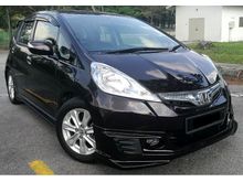 2014 Honda Jazz 1.3 (A) Hybrid WITH BODYKITS TIP TOP CONDITION