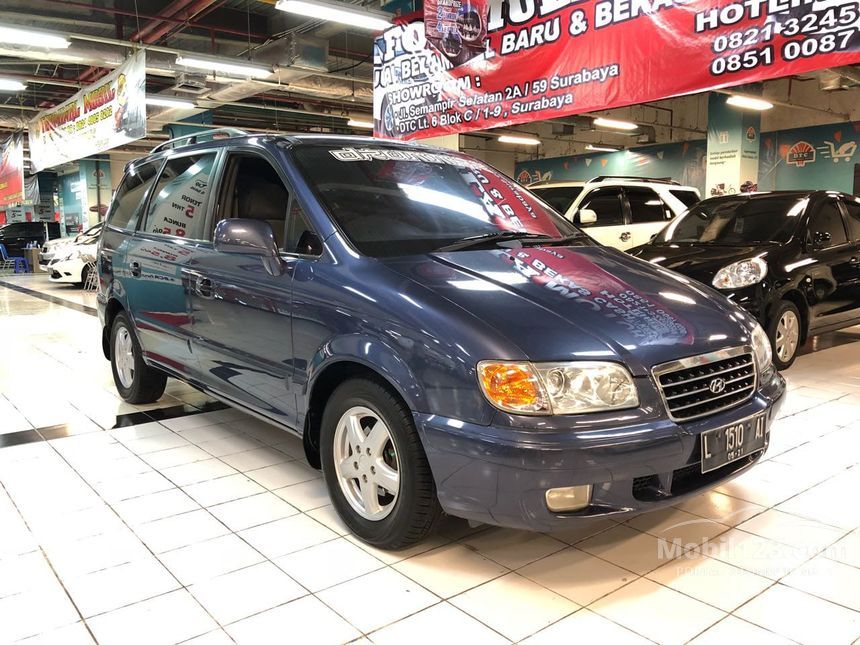 Hyundai trajet 2002