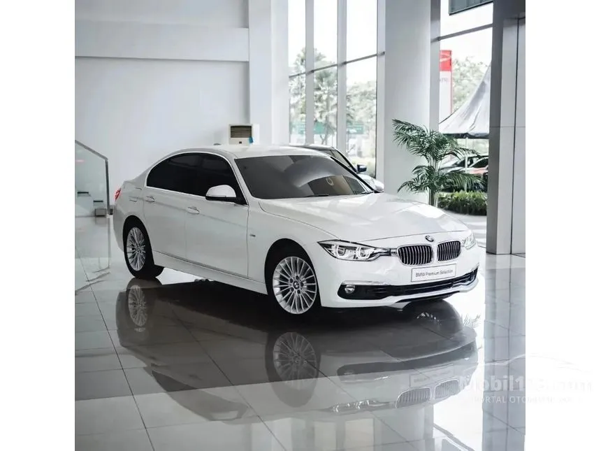 Jual Mobil BMW 320i 2018 Luxury 2.0 di DKI Jakarta Automatic Sedan Putih Rp 539.900.000