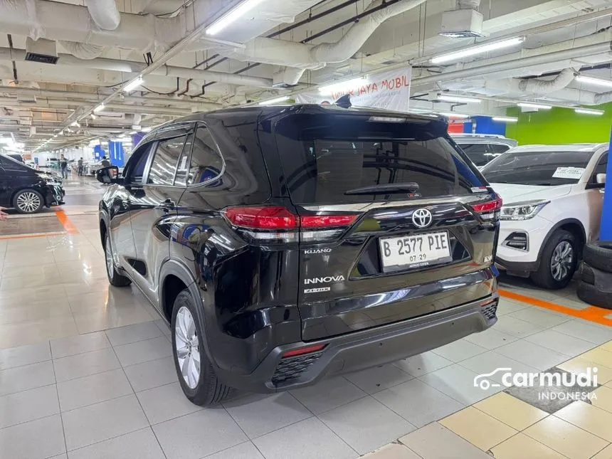 2024 Toyota Kijang Innova Zenix V (Non Premium Color) MPV