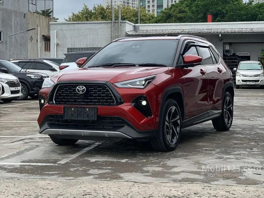Jual Mobil Toyota Yaris Cross 2025 S 1.5 di Banten Automatic SUV Marun Rp 392.400.000